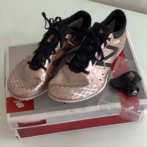 New Balance MD 800 Fanton Fit Racing Silent Hunter track sneakers Size 6.5B EUC